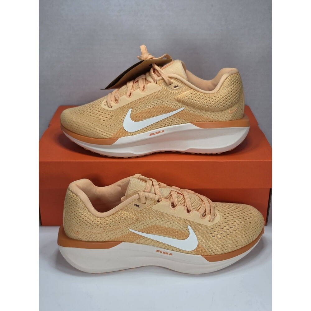 Nike Air Winflo 11 Women's Size 7.5 Orange Running Athletic Shoes FJ9510 700